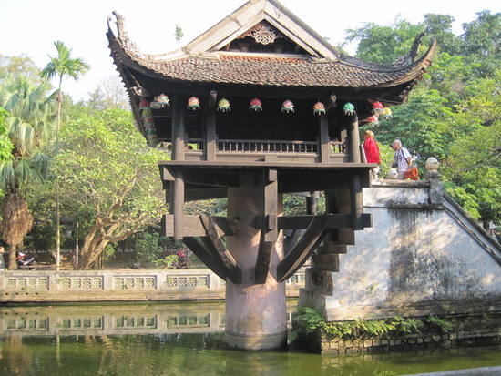 One Pillar pagoda in Hanoi - Visa on arrival to Vietnam